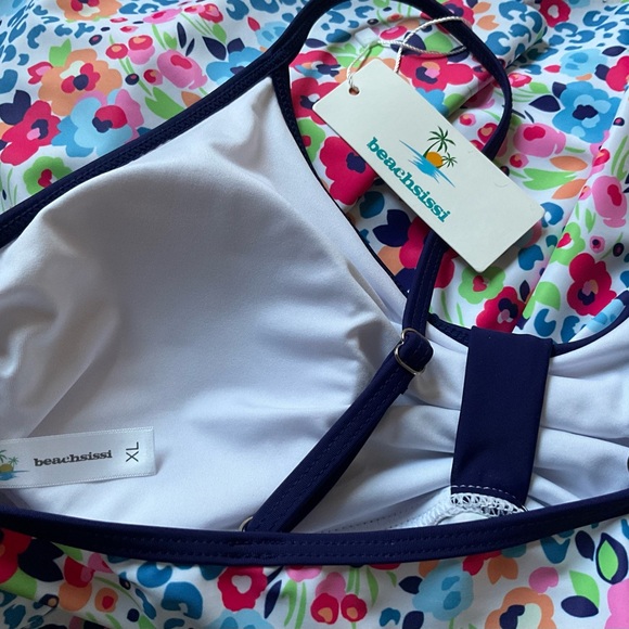 Beachsissi Tankini Swim Top - Picture 5 of 6